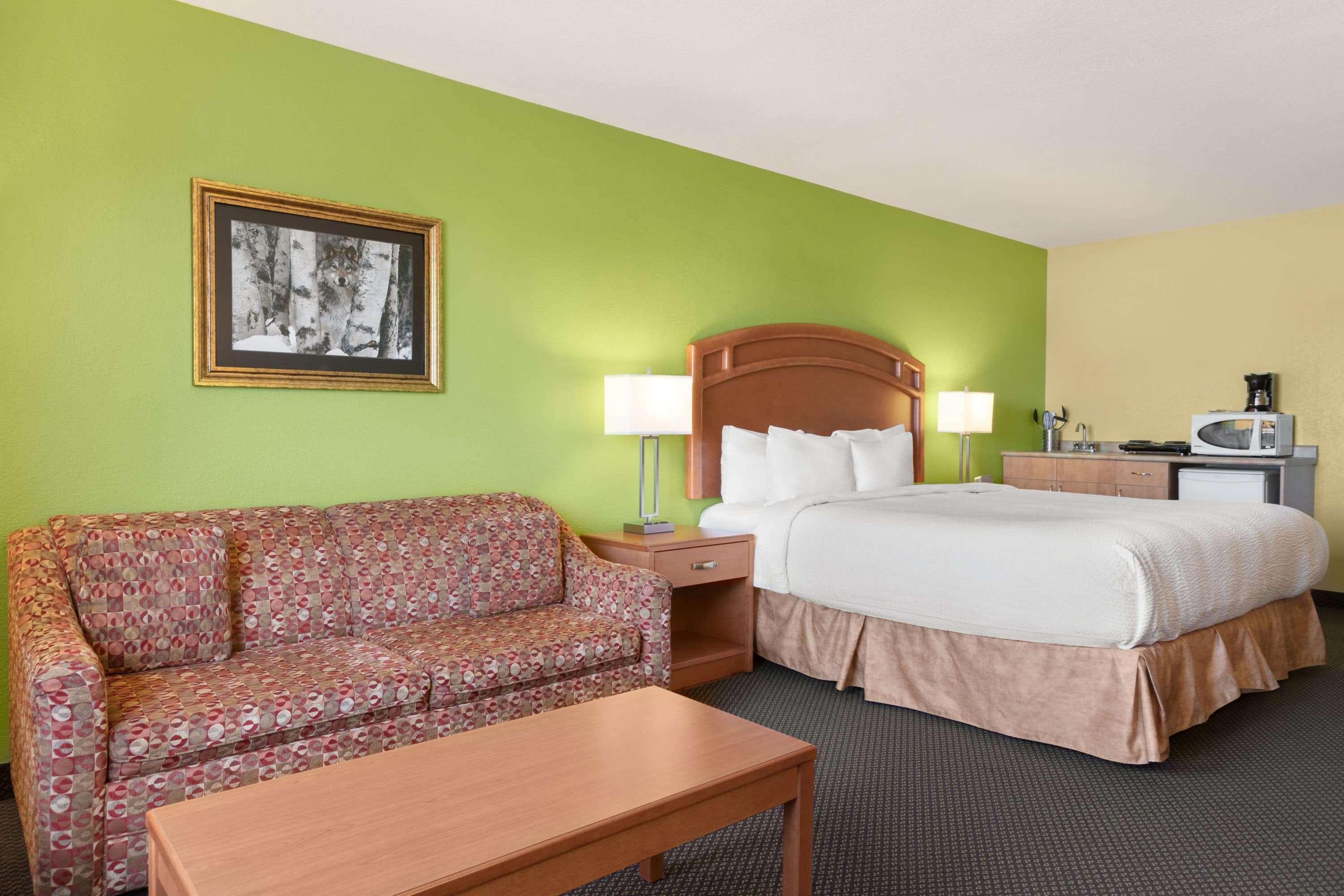 Days Inn & Suites By Wyndham Thompson Exterior photo